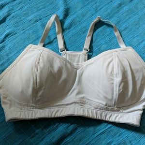 Motherhood chip down nursing sport bra
